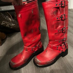 Steve Madden rocky distressed boots red